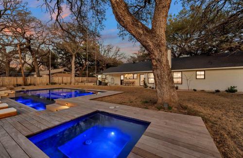 Marble Falls Maison | Arbor Escape with Concierge Services