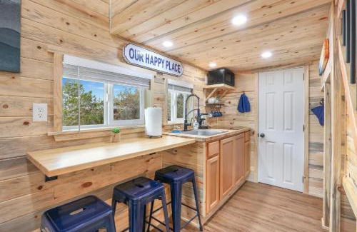 Dripping Springs Maison | Arbor House of Dripping Springs - Serenity Hollow