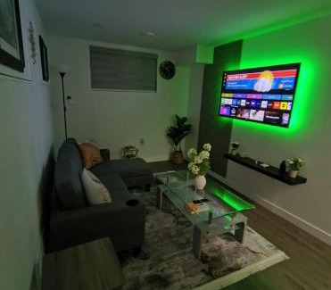 London Appartement | ArbyManie's Place Newly Built Apartment