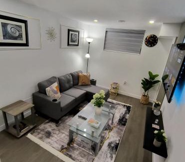 London Appartement | ArbyManie's Place Newly Built Apartment