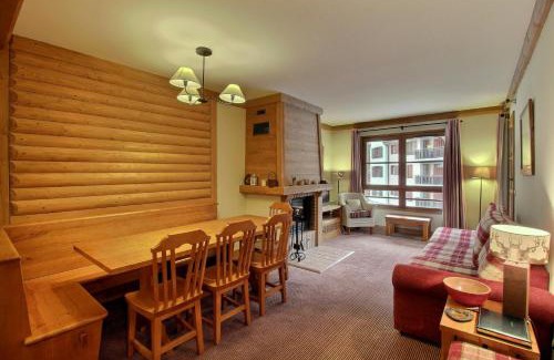 Arc-1950 Appartement | ARC 1950, Appartement 3 chambres Duplex Cheminée, 10 personnes