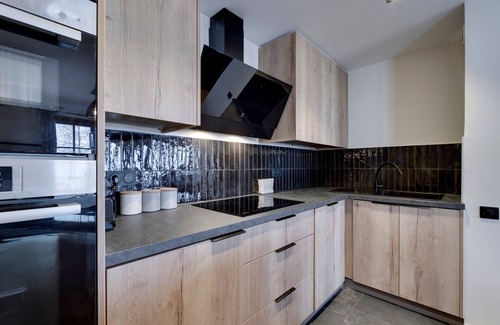 Arc-1950 Appartement | Arc 1950: Spacious for 10, ski-in/ski-out, pools & spa