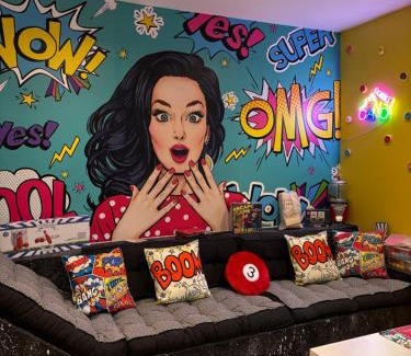 Magenta Appartement | *ARCADE.ROOM*