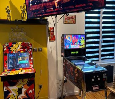 Magenta Appartement | *ARCADE.ROOM*