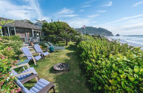 Arch Cape Maison | Arch Cape Escape by AvantStay Sensational Clift Top Home w Pacific Ocean Views