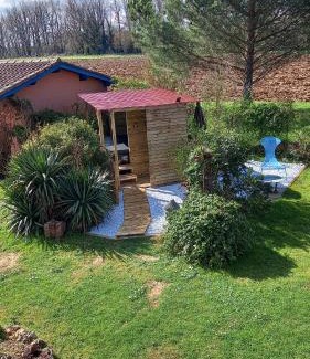 Labastide-Saint-Pierre Lit Et Petit-Déjeuner | Arche de Lanoë jacuzzi