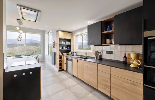 Urrugne Villa | Villa ONGIZATEA Maison d'Architecte avec piscine à 10 minutes de St Jean de Luz