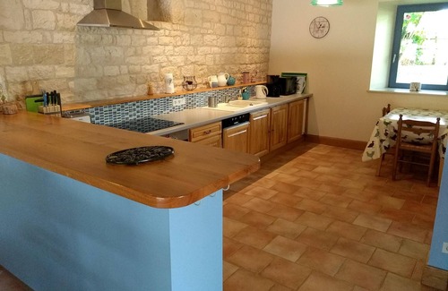 Cirfontaines-en-Azois Maison | Conversion de grange conçue par un architecte avec piscine chauffée, bordures champagne / bourgogne