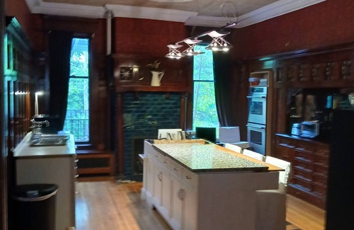 Downtown Minneapolis Maison | 3 étages de Brownstone d'architecte 4B5B Loring Heights