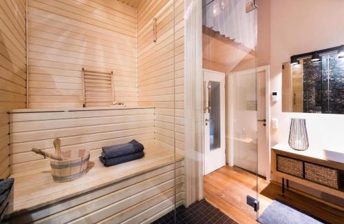 Buhlau Appartement | Architektenwohnung mit Sauna und Whirlwanne, Badeteich - Nähe Sächsische Schweiz, Dresden