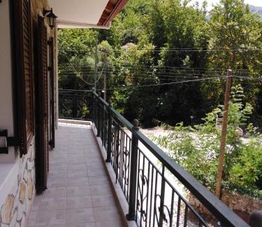 Kertezi Maison | Archontiko Kertezis