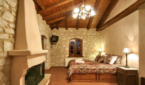 Trikolonoi Maison | Archontiko Kolokotroni