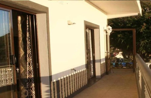 Arco da Calheta Appartement | Arcos Grands Suites with enormous & private pool.