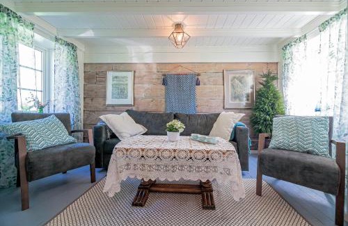Haukland Maison | Arctic Waves Cottage, Haukland