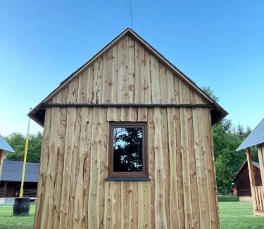 Rostin Autre | Areál Kamínka - CHATKA PREMIUM
