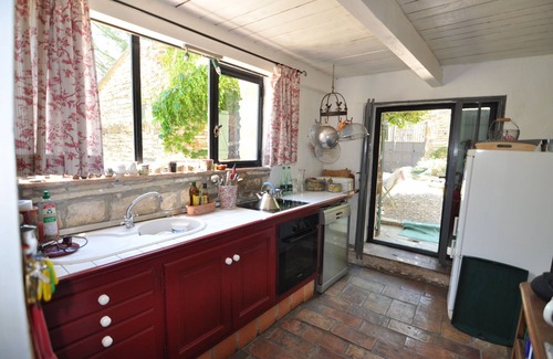 Saint-Hippolyte-de-Caton Maison | Are you looking for rest and relaxation? ....you can find them here