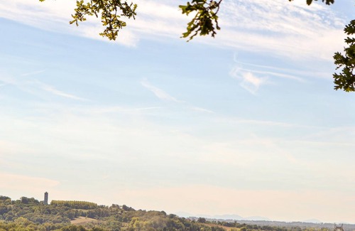 Gaujacq Maison | Are you dreaming of a relaxing vacation with southern flair? Then this quietly located country house
