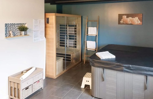 Longueville Maison | Are you dreaming of a relaxing vacation with wellness and experiences in nature? Then this inviting