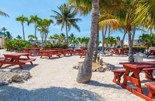 Cutthroat Harbor Estates Location De VR | Areca Palms Cudjoe Key, Florida nRV Concrete Pad only Rental RV’s are PROHIBITED