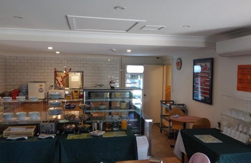 Greenacre Hôtel | Arena Hotel (formerly Sleep Express Motel)