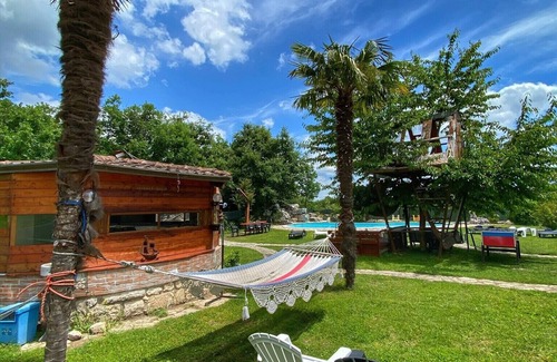 Montemiletto Villa | Maison d'Aresini - B & B