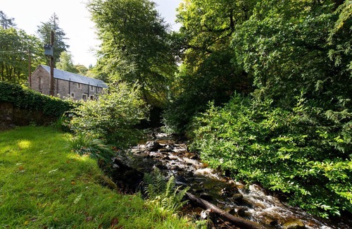 Colintraive Villa | Argyll Barn - Sept Chambres Villa, Couchages 14