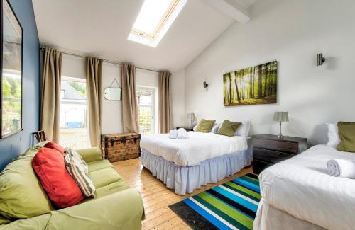 Dunoon Maison | Argyll Farmhouse-Idyllic Setting-Sleeps10