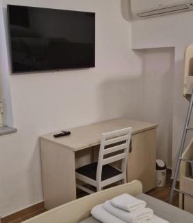 Caulonia Lit Et Petit-Déjeuner | Aria e sole