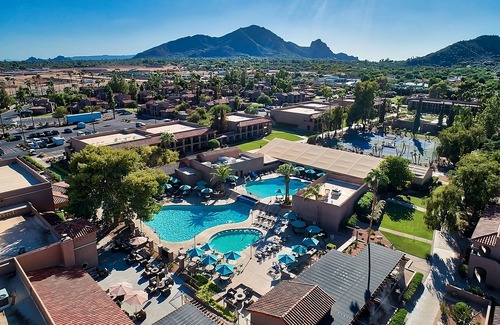 South Scottsdale Station Balnéaire | Arizona Like it should be! 2 Modern Units, Free Parking, Five Onsite Pools!