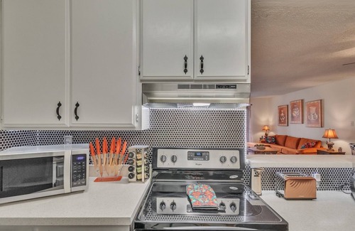Camelback East Copropriété | ARIZONA SOUTHWEST DECOR - BETWEEN PHOENIX AND OLD TOWN SCOTTSDALE AT SPENGLER CONDOS by RedAwning