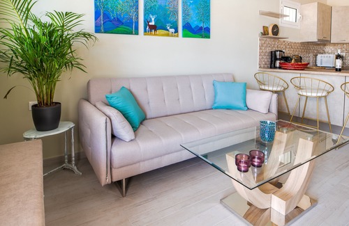 Minia Maison | Arktos Sunset Villa