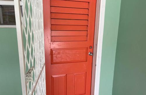 Diego Martin Appartement | Arlene's Nest Diego Martin - 3 Bedroom 1 & half bath Cozy Apt