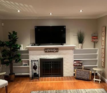Arlington Maison | Arlington, VA for Lovers and Friends