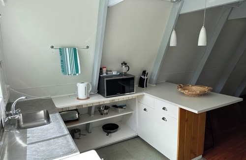 Amodeo Bay Chalet De Ski | Aroha A-Frames - Arani