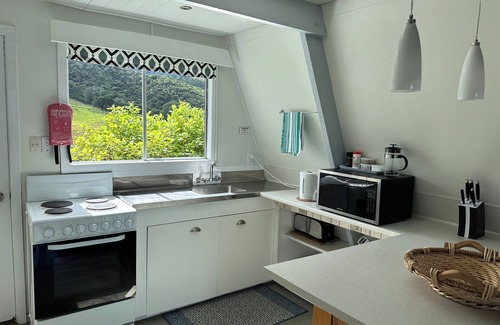 Amodeo Bay Chalet De Ski | Aroha A-Frames - Arani