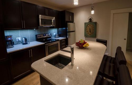 North Rustico Appartement | Around the Sea - Cana da's Rotating House, Suites & Tours