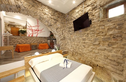 Manarola Maison | Arpaiu - Odeyo Sas