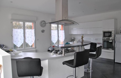 Arras Maison | ARRAS BELLE MAISON,GRANDE TERRASSE AVEC VUE SUR TRES BEAU PARC