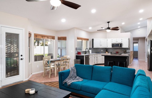 Peoria Maison | Arrowhead Family Getaway with Heated Pool