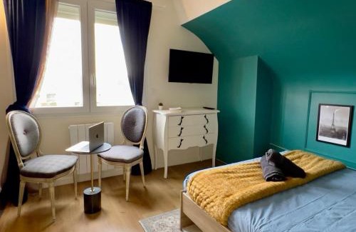 Chatellerault Appartement | Art déco lumineux & confort en plein centre - Studio Paris