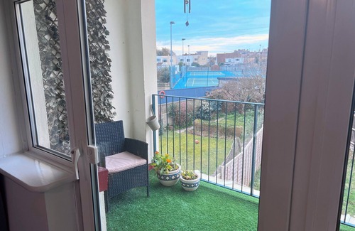 Weston-super-Mare Maison | Art Deco 5-bedroom house with WiFi in Weston-super-Mare Close to Beach & Town