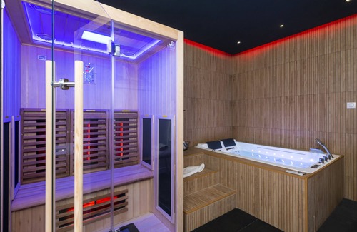 Hincmar Appartement | Art Déco Champagne & Spa