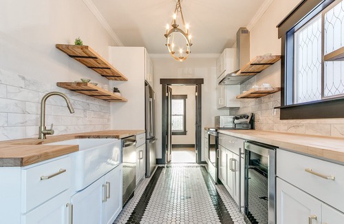 Central Oklahoma City Maison | Art Deco Dream in the heart of enchanting Oklahoma City