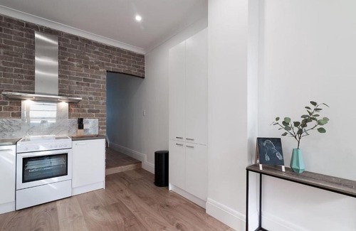 Mosman Appartement | Art Deco Mosman Dream-Minutes Drive to Balmoral