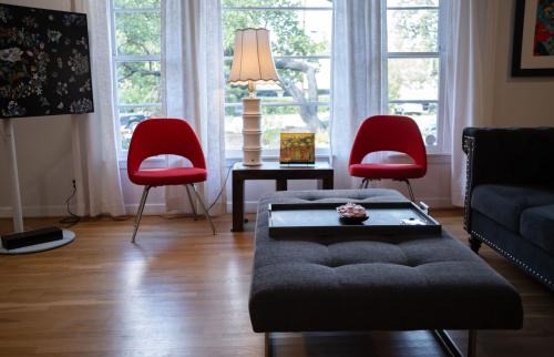 Denton Maison | Art Haven: Immersive Art Stay