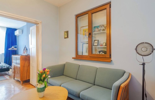 Sofia City Center Appartement | ARTament One of Sofia's most iconic spaces, right next to the metro stop.