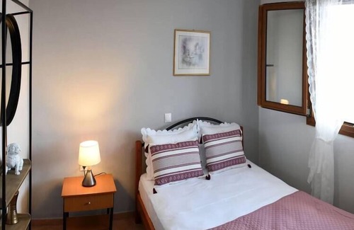 Pella Region Copropriété | Artemis * Apt with Stunning view!