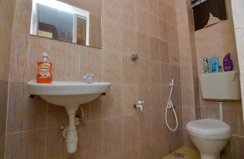 Mombasa Appartement | Artist sanctuary in bamburii