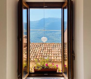 Fontecchio Appartement | Artist Studio Apartment at Palazzo Galli