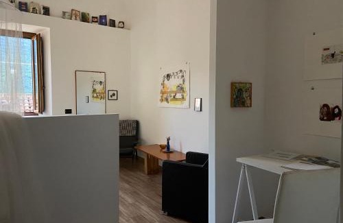 Fontecchio Appartement | Artist Studio Apartment at Palazzo Galli